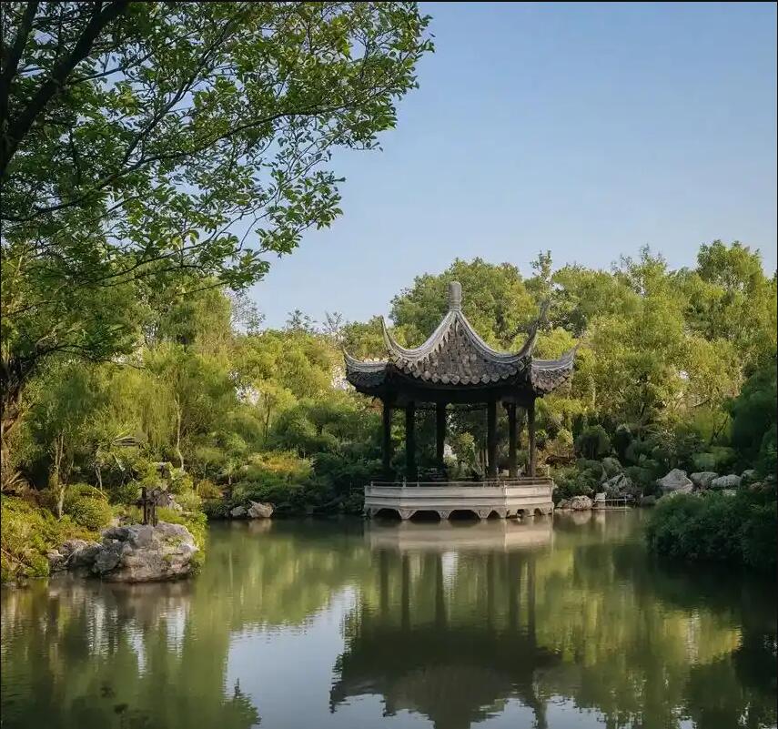 南海初夏餐饮有限公司