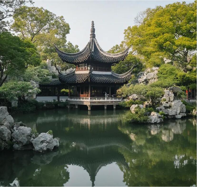 南海初夏餐饮有限公司